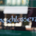 sign geschlossen meaning closed in german